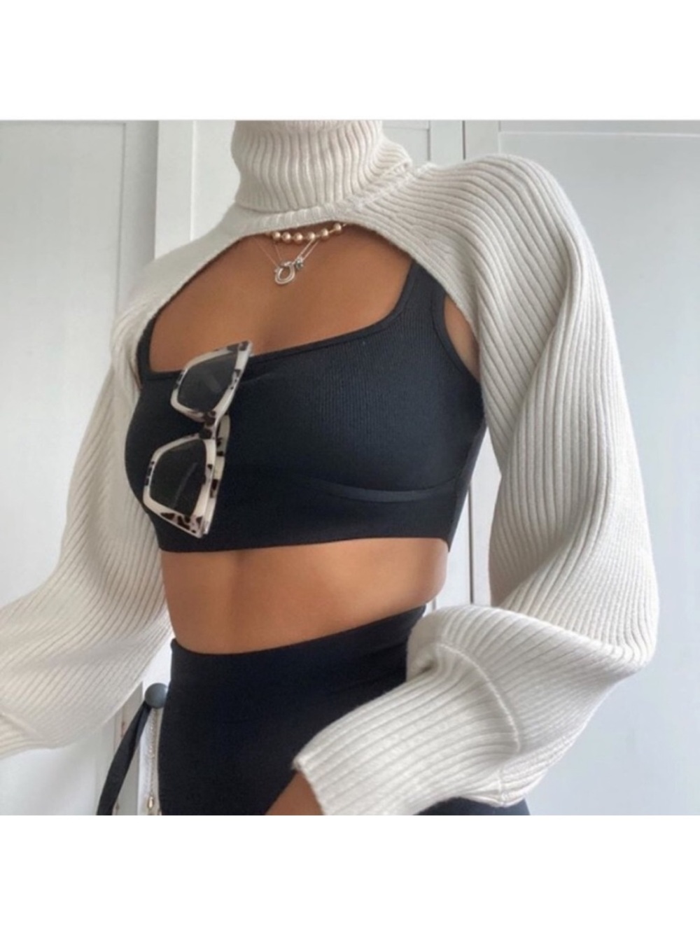 Zara Cream Ribbed Cut-Out Turtleneck Sleeve Arm Warmer Bolero Medium